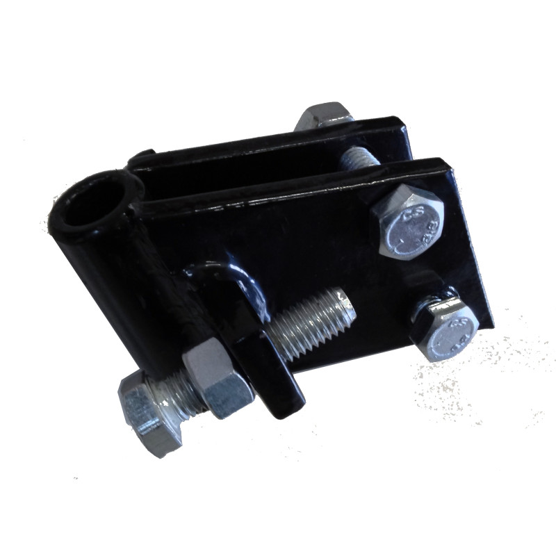 Attache pour charrue brabant